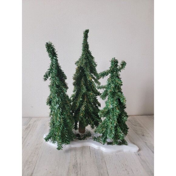 Dept 56 Village spruce tree Forest accessory xmas snow - Picture 1 of 12